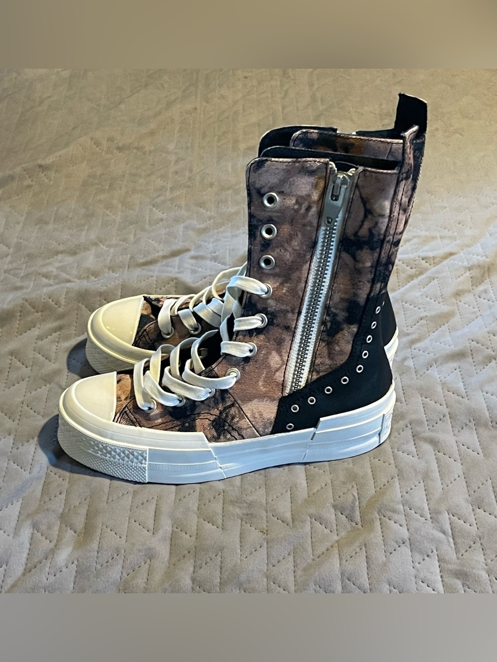 Converse sample unisex sneakers size‎ 5 NWOB